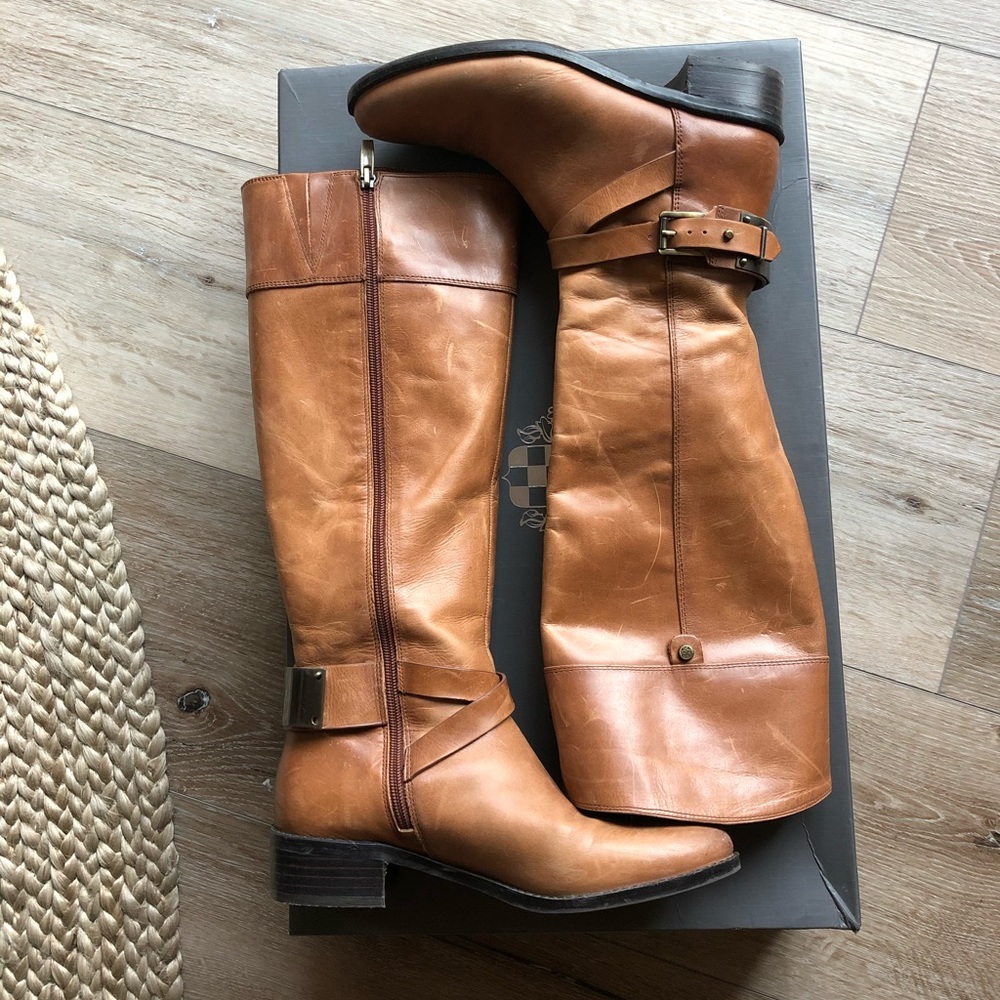 Vince Camuto Jaran Boot size 8